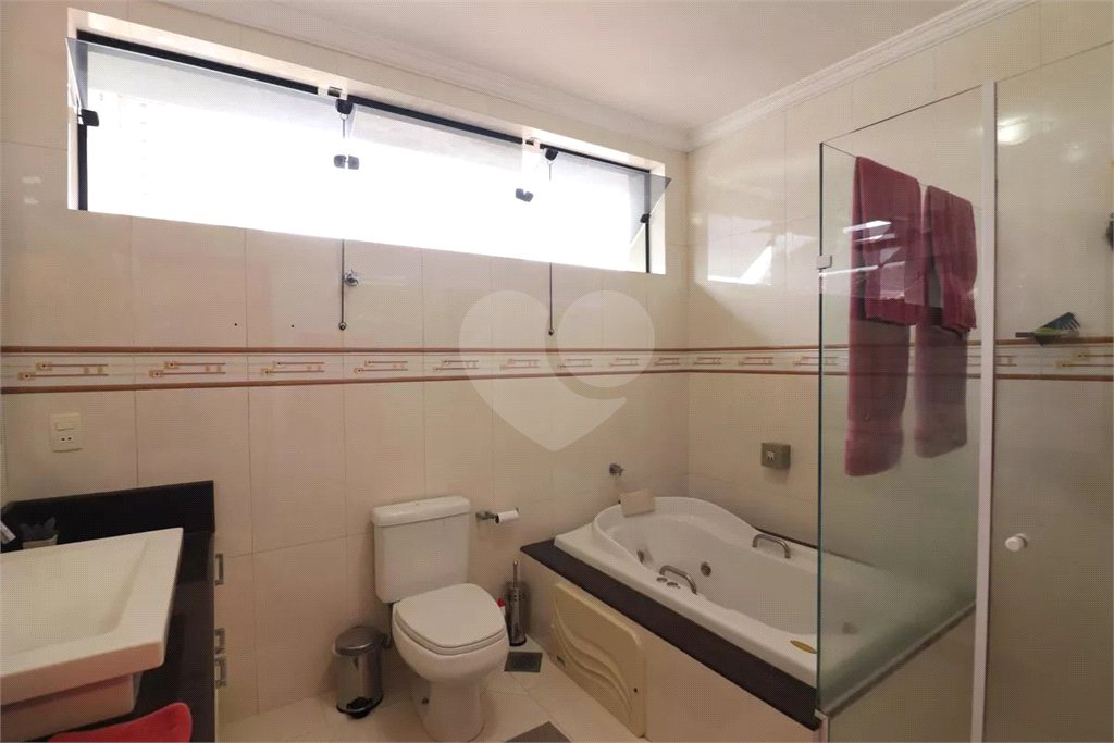 Sobrado à venda com 3 quartos, sendo 1 suíte, em Assunção, São Bernardo do Campo, SP