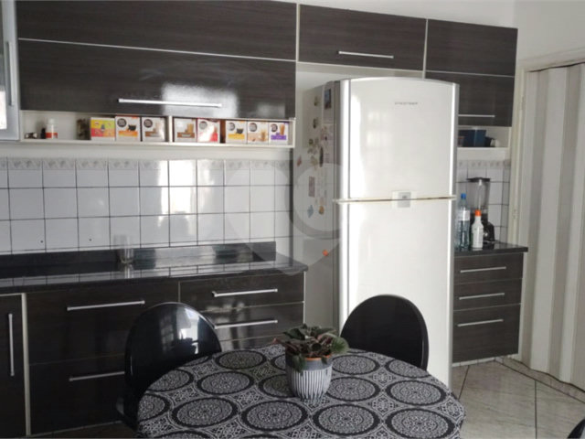 Apartamento à venda com 2 quartos em Pari, São Paulo, SP