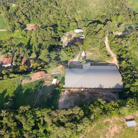 Sítio à venda com 3 suítes em Jardim Guaçu, São Roque, SP