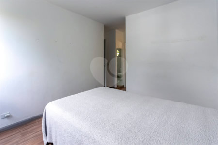 Apartamento à venda com 3 quartos, sendo 1 suíte, em Santo Amaro, São Paulo, SP