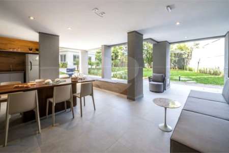 Apartamento à venda com 2 suítes em Santo Amaro, São Paulo, SP