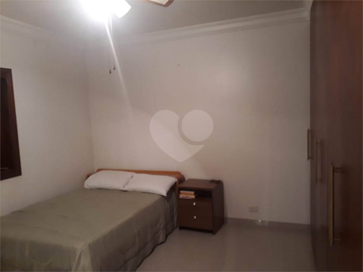 Sobrado à venda com 6 quartos, sendo 5 suítes, em Tremembé, São Paulo, SP