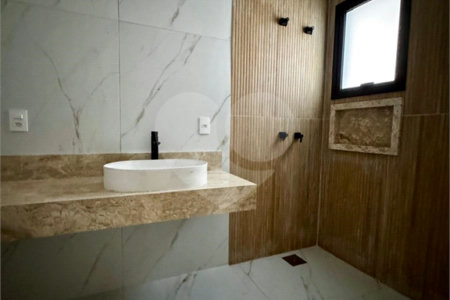Casa à venda com 3 suítes no condomínio Belvedere I, Votorantim - SP