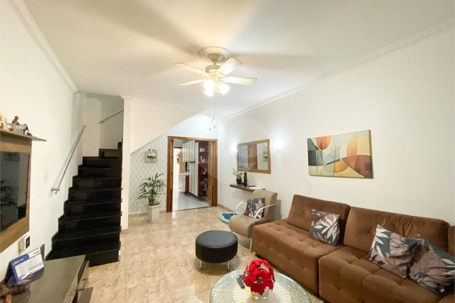 Sobrado à venda com 2 quartos em Vila Guilherme, São Paulo, SP