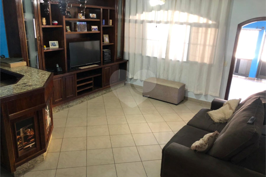 Casa Térrea à venda com 3 suítes em Jaçanã, São Paulo, SP