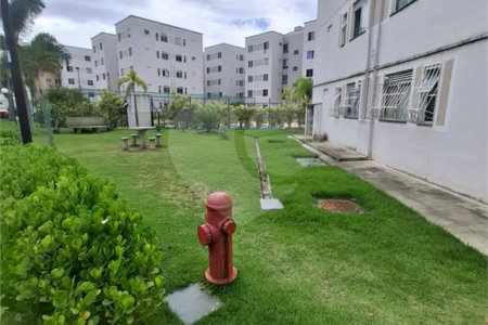Apartamento à venda com 2 quartos em Santa Cruz, Rio de Janeiro, RJ