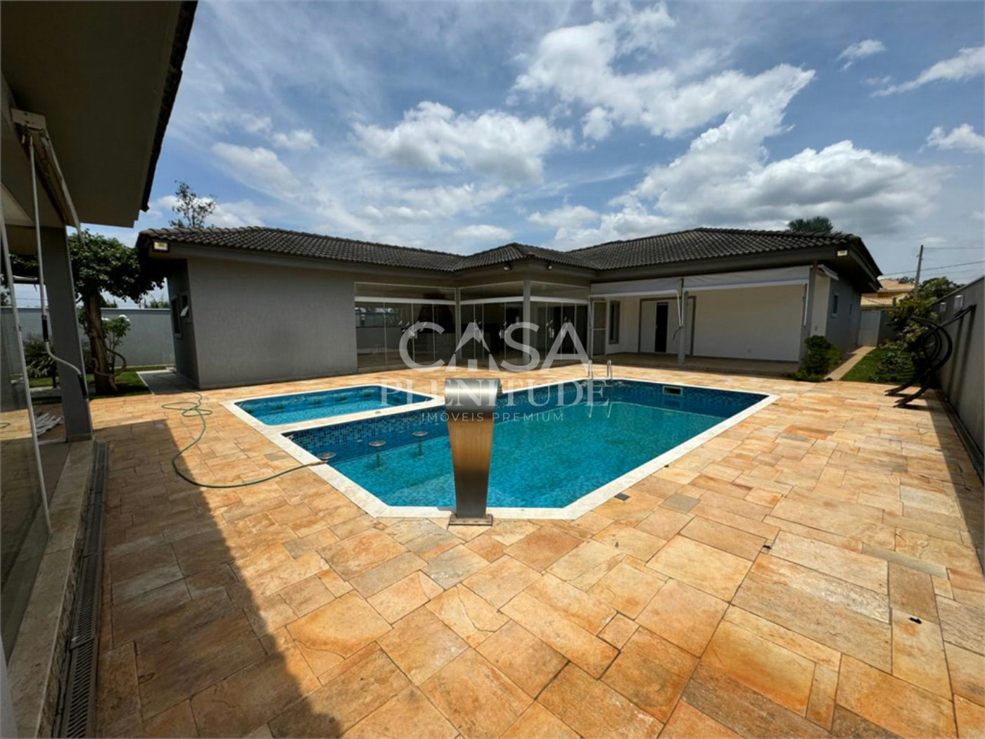 Casa em condomínio para alugar com 4 suítes em Residencial Village Ipanema I, Araçoiaba da Serra, SP