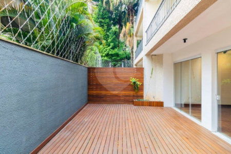 Casa à venda com 3 quartos, sendo 1 suíte,  no condomínio Reserva do Visconde, São Paulo - SP