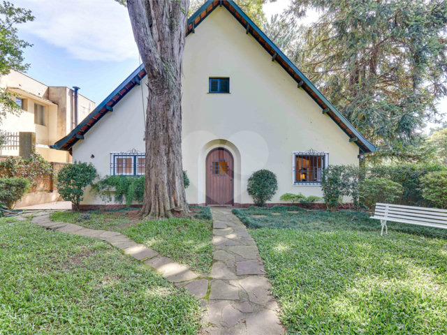 Casa Térrea à venda com 3 quartos em Alto da Boa Vista, São Paulo, SP