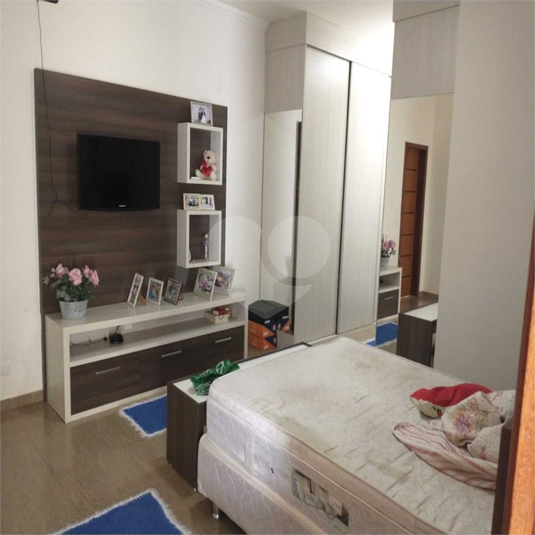 Casa para alugar com 3 quartos, sendo 1 suíte, no condomínio Portal dos Ipês, Indaiatuba - SP