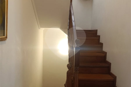 Sobrado à venda com 5 quartos, sendo 4 suítes,  em Rolinópolis, São Paulo, SP