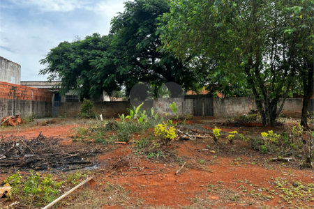 Chácara à venda com 3 quartos em Vila Mazzei, Itapetininga, SP