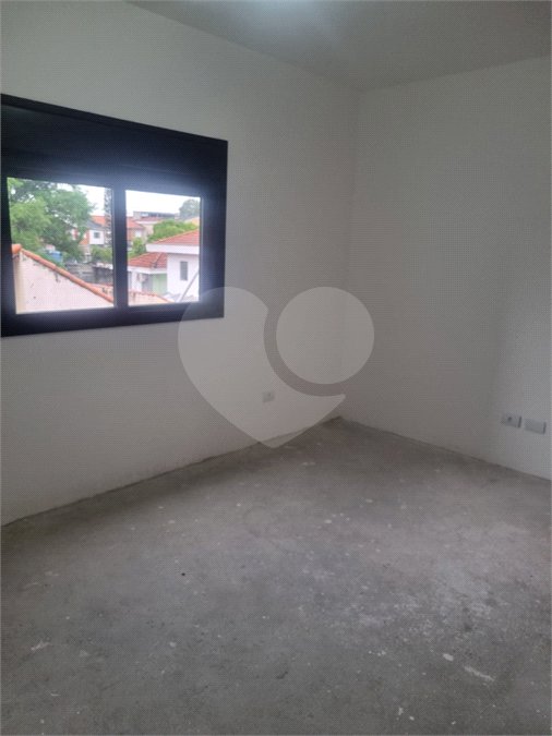 Sobrado à venda com 3 quartos, sendo 1 suíte, em Vila São Paulo, São Paulo, SP