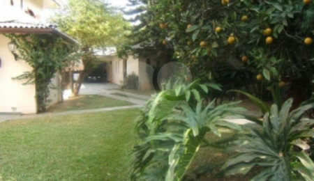 Casa de Vila à venda com 4 quartos, sendo 2 suítes,  em Granja Julieta, São Paulo, SP