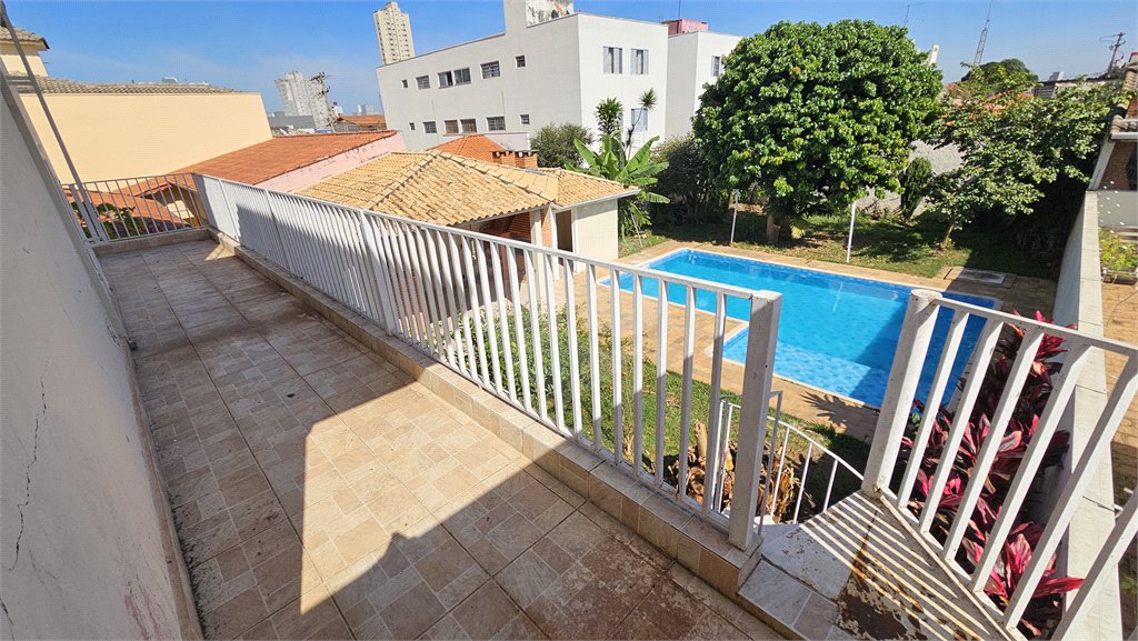 Sobrado à venda com 3 quartos, sendo 2 suítes, em Jardim Rossignatti, Indaiatuba, SP