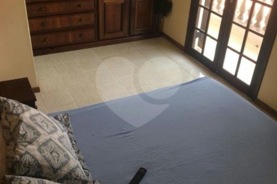 Sobrado à venda com 3 quartos, sendo 1 suíte,  em Vila Guilherme, São Paulo, SP