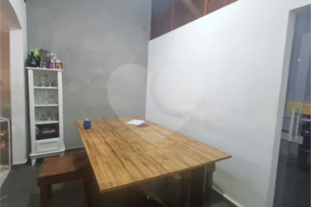 Casa à venda com 3 quartos, sendo 1 suíte, no Centro, Vinhedo, SP