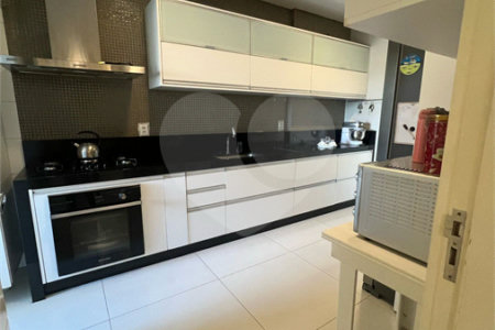 Apartamento à venda com 4 quartos, sendo 1 suíte,  em Jardim das Américas, Cuiabá, MT