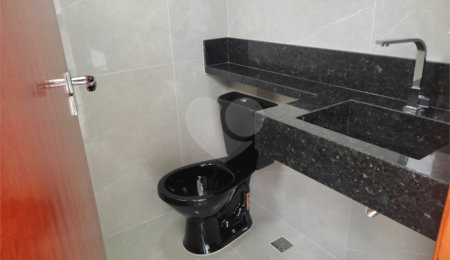 Casa à venda com 3 quartos, sendo 1 suíte,  em Loteamento Parque Residencial Serras de Atibaia II, Atibaia, SP