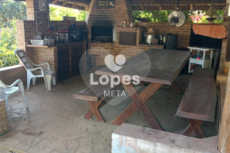 Chácara à venda com 5 quartos, sendo 3 suítes, em Loteamento Residencial Vista Linda, São José dos Campos, SP