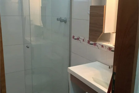Casa à venda com 4 quartos, sendo 1 suíte, em Vila Cordeiro, São Paulo, SP