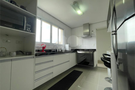 Apartamento à venda com 3 suítes em Água Fria, São Paulo, SP