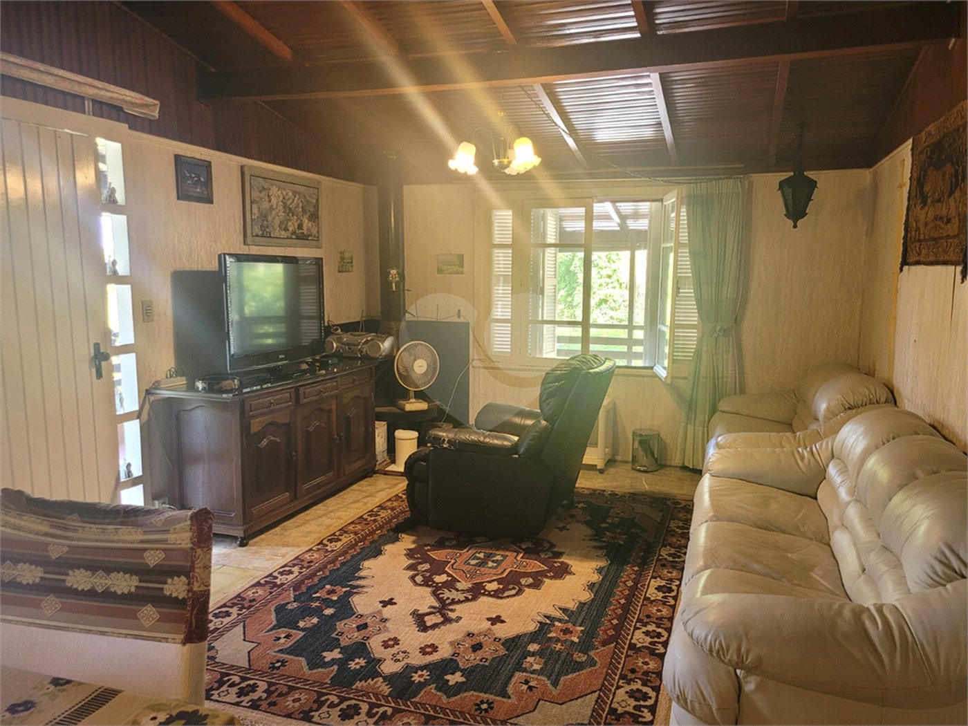 Sítio à venda com 6 quartos, sendo 3 suítes, em Serra da Cantareira, Mairiporã, SP