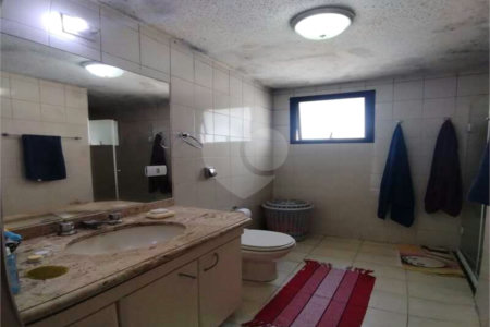 Apartamento à venda com 4 quartos, sendo 2 suítes, em Campo Belo, São Paulo, SP