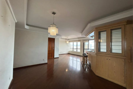 Apartamento à venda com 3 quartos, sendo 1 suíte,  em Vila Brasilina, São Paulo, SP