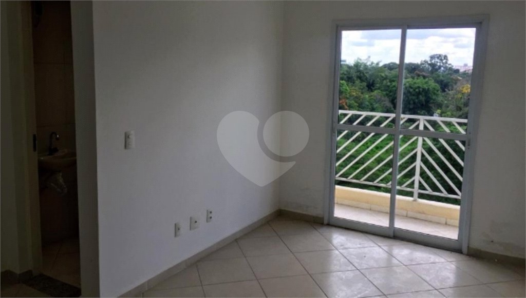 Apartamento à venda com 2 quartos, sendo 1 suíte, em Pinheirinho, Vinhedo, SP