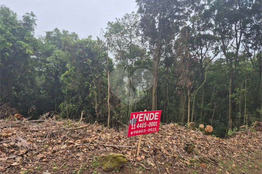 Terreno à venda no condomínio Parque Imperial da Cantareira, Mairiporã - SP
