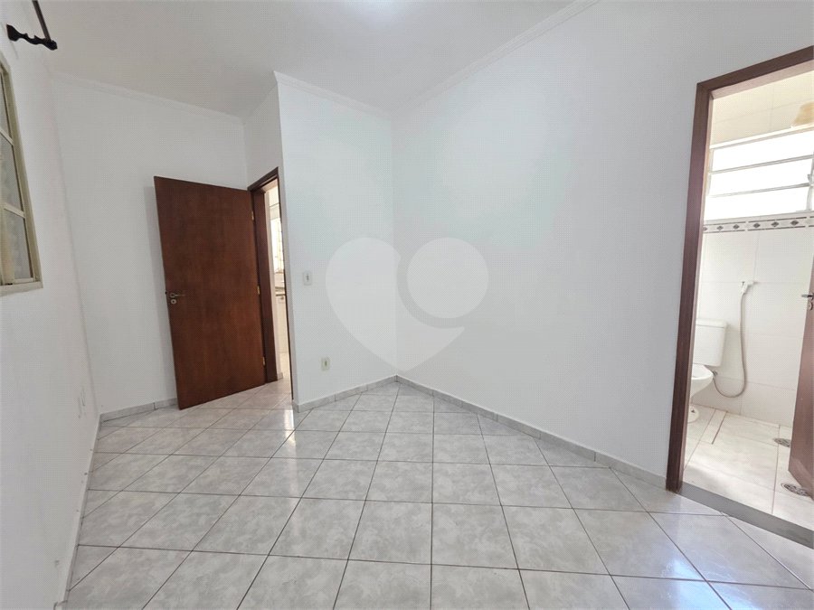 Casa à venda com 3 quartos, sendo 2 suítes, em Jardim Santo Antônio, Valinhos, SP