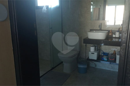 Casa à venda com 3 quartos, sendo 1 suíte,  no condomínio Village da Serra, Araçoiaba da Serra - SP