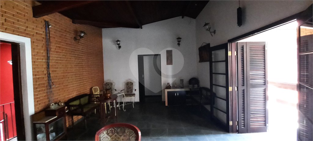 Casa à venda ou para alugar com 4 quartos, sendo 2 suítes, em Mantiqueira, Mairiporã, SP