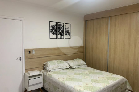 Sobrado à venda com 3 quartos, sendo 1 suíte, em Residencial Novo Horizonte I, Mogi das Cruzes, SP