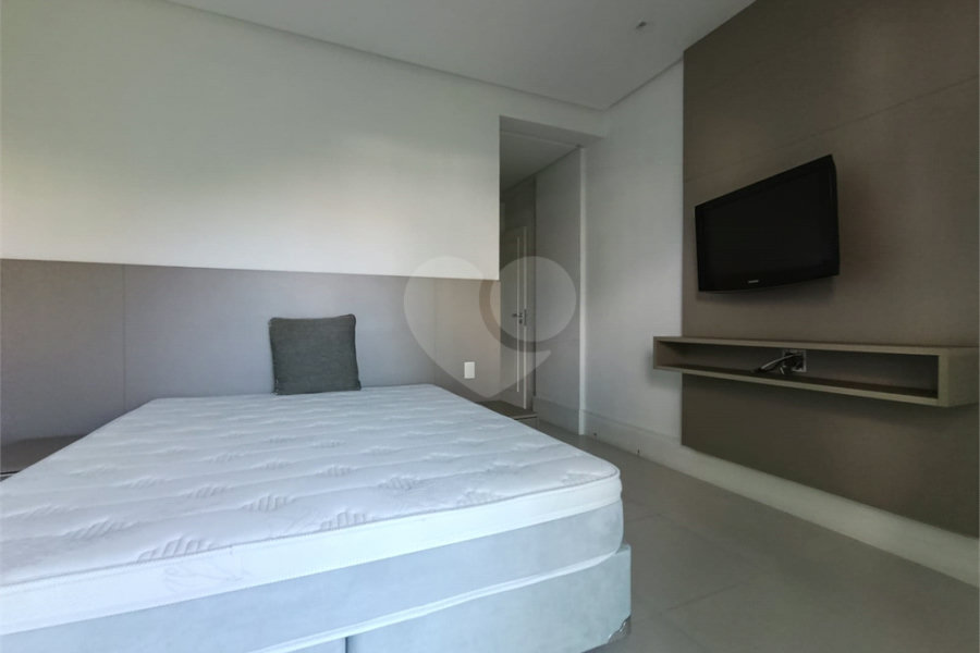 Apartamento para alugar com 3 suítes em Jardim Virgínia, Guarujá, SP