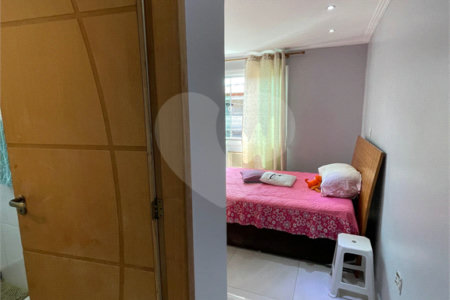 Sobrado à venda com 3 quartos, sendo 1 suíte, em Santíssimo, Rio de Janeiro, RJ