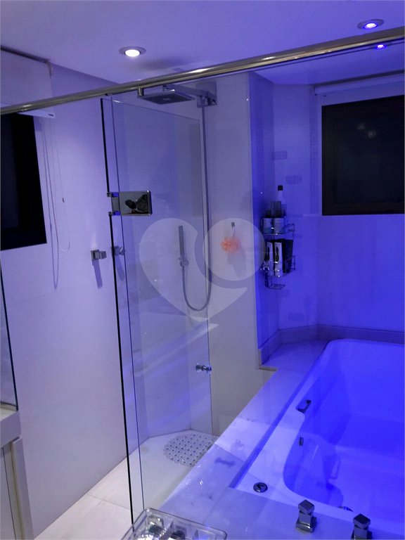 Apartamento à venda com 3 suítes em Tatuapé, São Paulo, SP