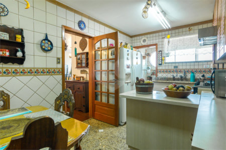 Apartamento à venda com 3 quartos, sendo 1 suíte, em Perdizes, São Paulo, SP