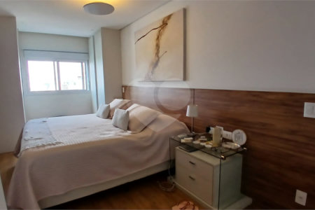 Apartamento à venda com 3 suítes em Jardim Fonte do Morumbi, São Paulo, SP