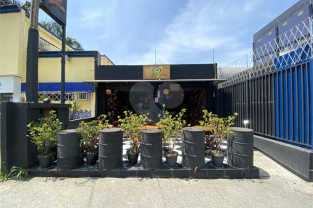Sobrado à venda com 1 quarto em Alto da Boa Vista, São Paulo, SP