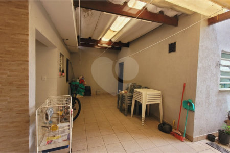 Casa à venda com 4 quartos, sendo 1 suíte, em Vila Matilde, São Paulo, SP