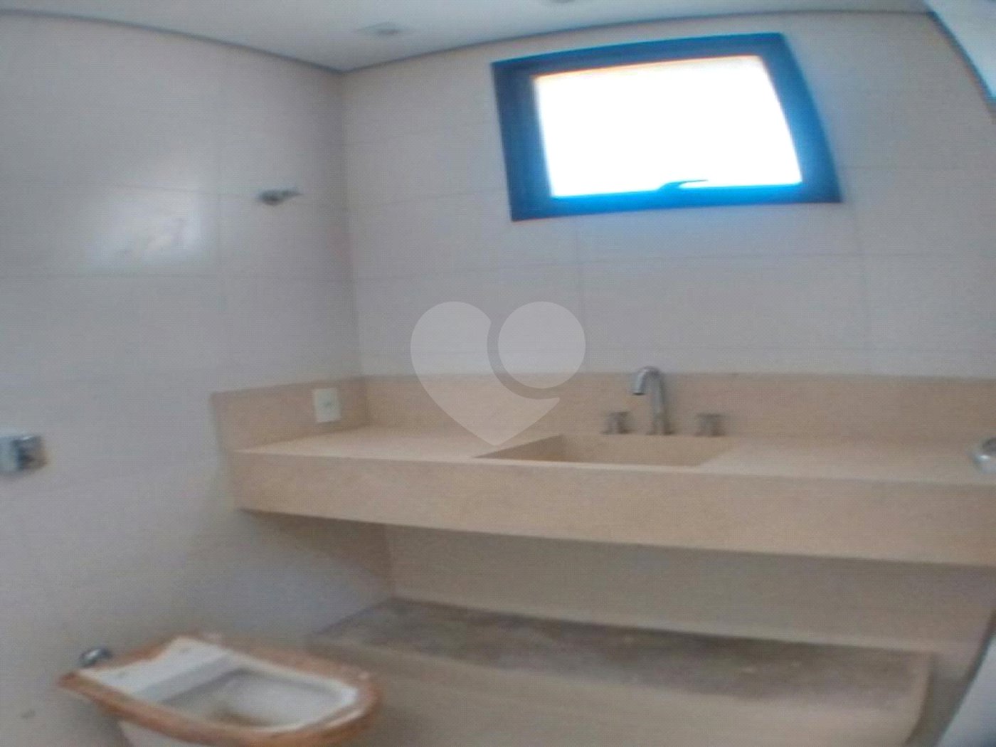 Apartamento à venda com 3 suítes em Vila Suzana, São Paulo, SP