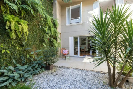 Sobrado à venda com 3 quartos, sendo 2 suítes, em Jardim Leonor, São Paulo, SP