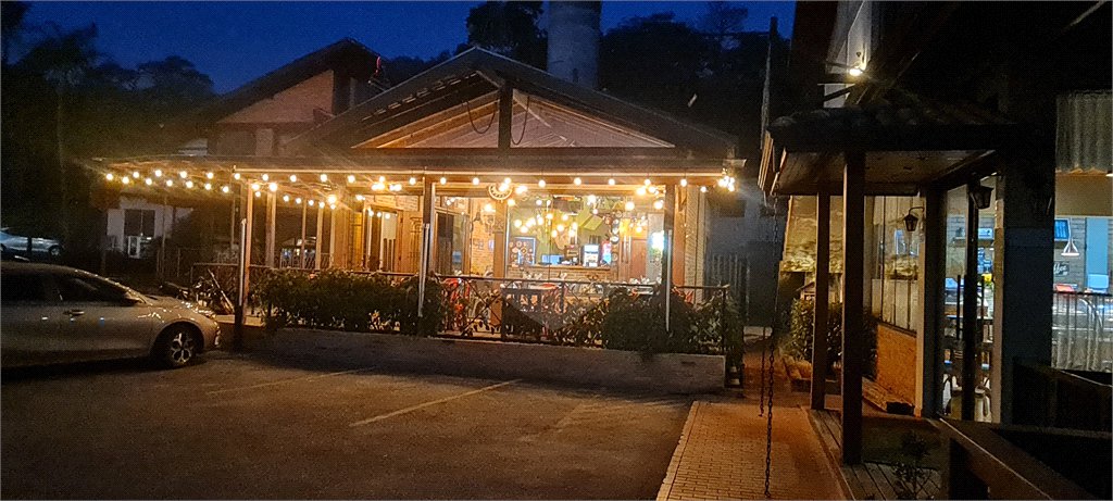 Salão para alugar em Caraguatá, Mairiporã, SP