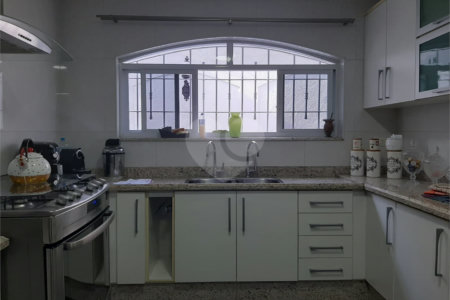 Sobrado à venda com 3 quartos, sendo 1 suíte, em Vila Medeiros, São Paulo, SP