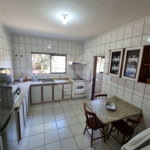 Casa à venda com 4 quartos, sendo 2 suítes, em Bosque, Vinhedo, SP
