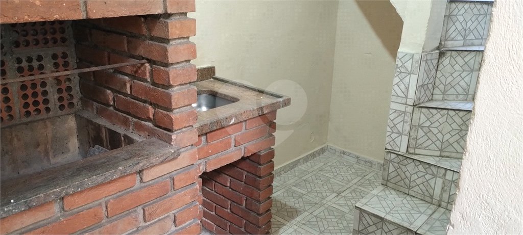 Sobrado à venda com 4 quartos, sendo 1 suíte, em Vila Nivi, São Paulo, SP