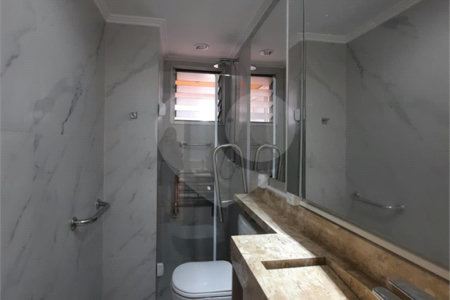 Apartamento à venda com 3 quartos, sendo 1 suíte, em Vila Andrade, São Paulo, SP