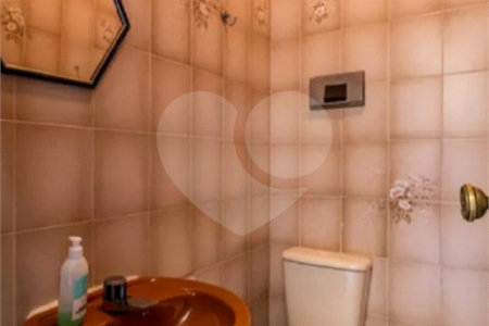 Sobrado à venda com 5 quartos, sendo 4 suítes, em Vila Galvão, Guarulhos, SP
